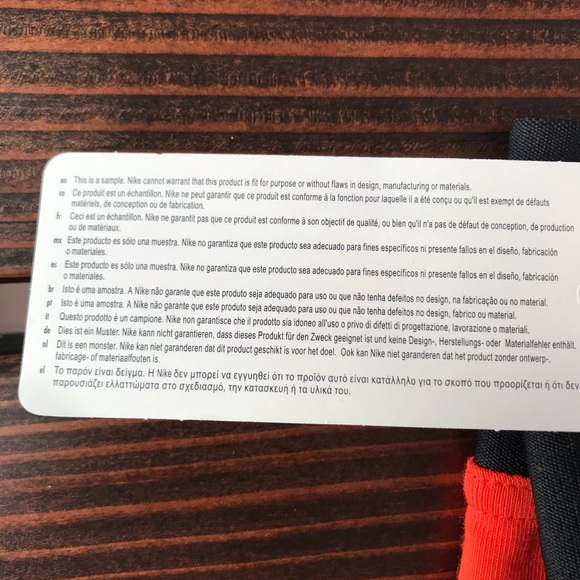 Sold in bundle - Picture 5 of 9